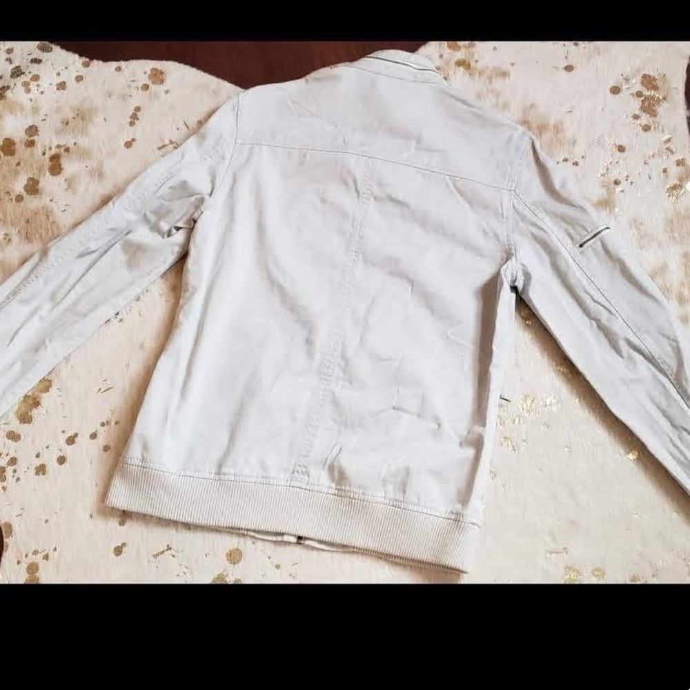 Collarless Jacket - Picture 2 of 3